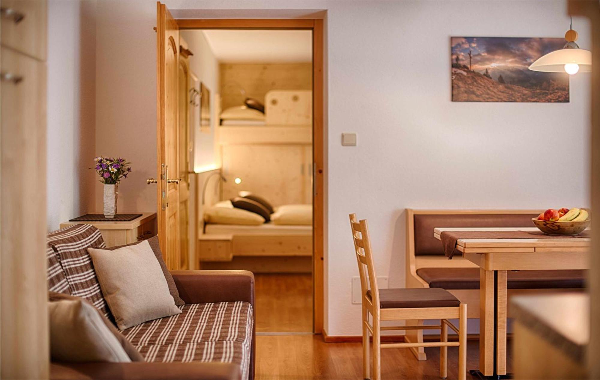 Apartments & Wellness Loefflerblick Cadipietra Camera foto